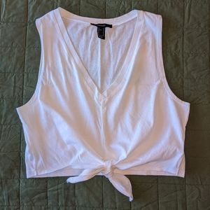 White V-Neck Cropped Tank Top with Tie-Hem - Forever 21 Medium